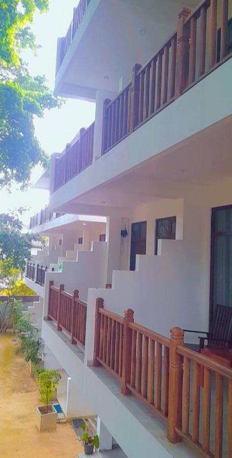 Mirissa Village 米瑞莎 外观 照片